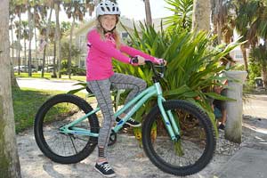 Fits 5 to 8YRS, 20inch Wheel Cruisers  Gravity Salty Dog Save Up to 60% / Compare $399 SUPER FAT TIRES SIngle Speed | SALE $179  Click Here to Save Up To 60%